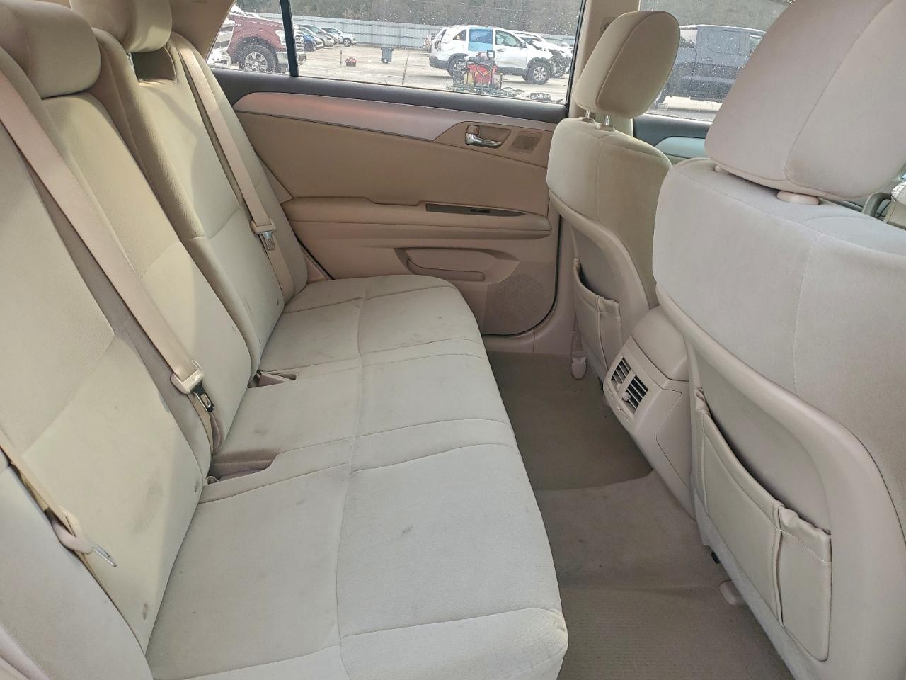 Toyota Avalon Xl Image 4