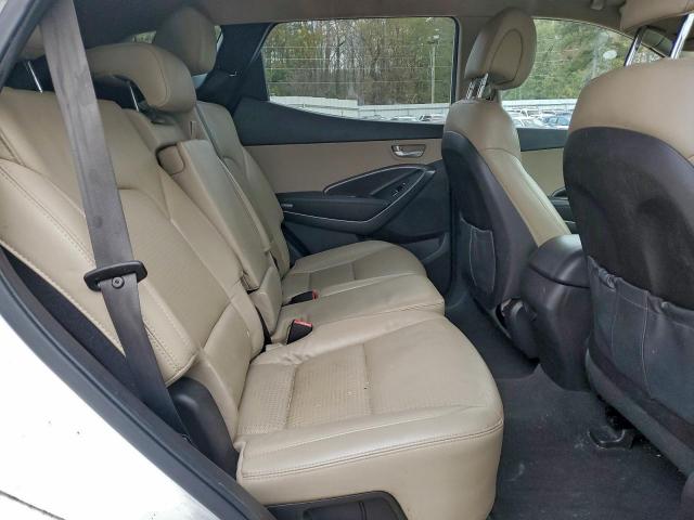 Hyundai SANTA FE Image 6