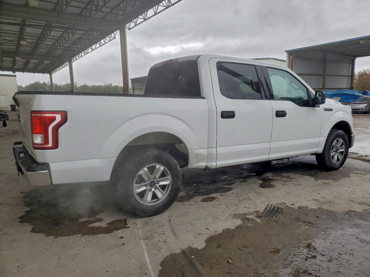 Ford F-150 Supercrew Image 11