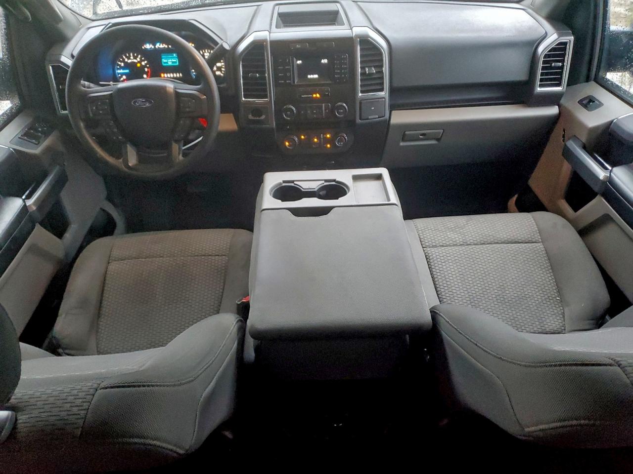 Ford F-150 Supercrew Image 7