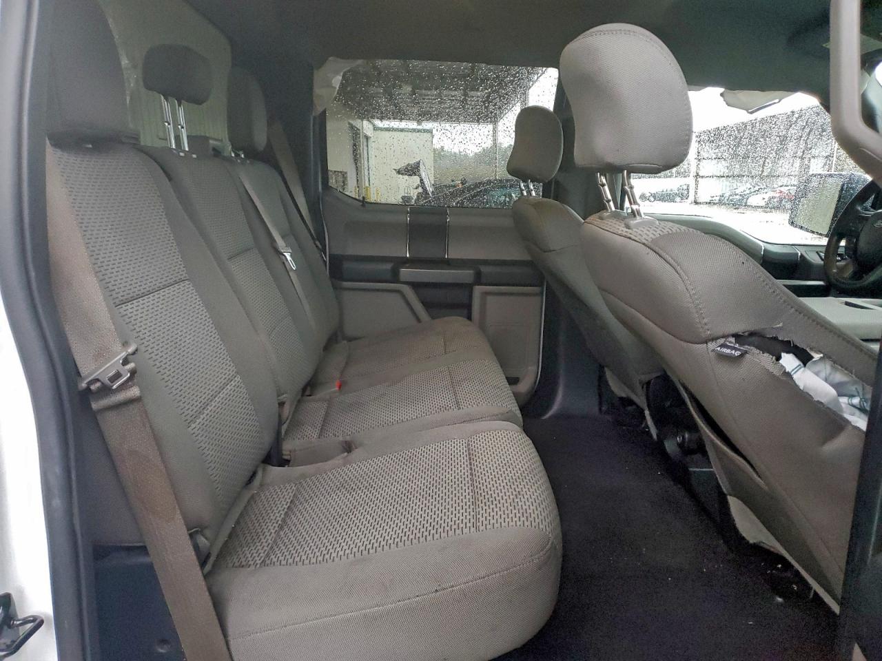 Ford F-150 Supercrew Image 12