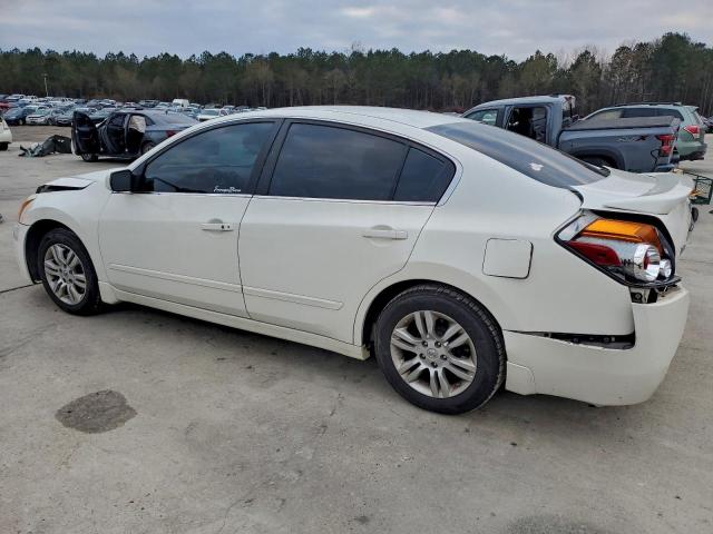 Nissan Altima Base Image 2