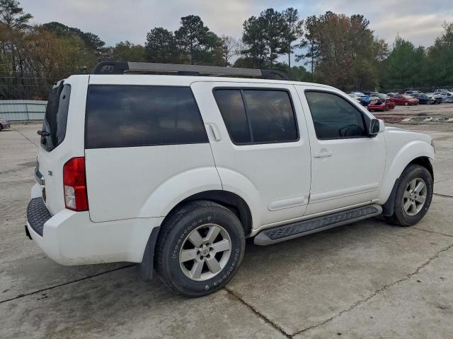 Nissan Pathfinder S Image 10