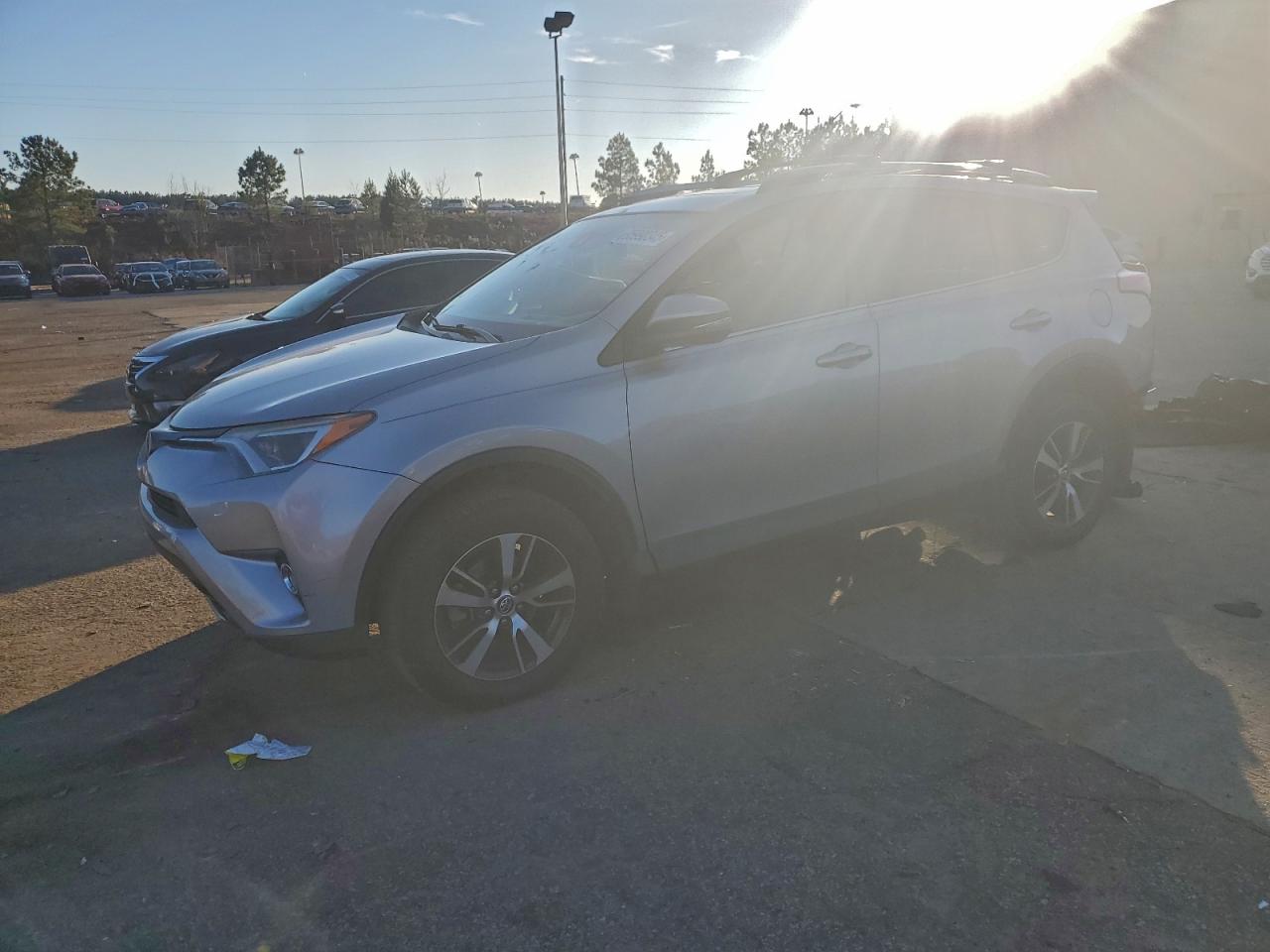 Toyota RAV4 Xle Image 1