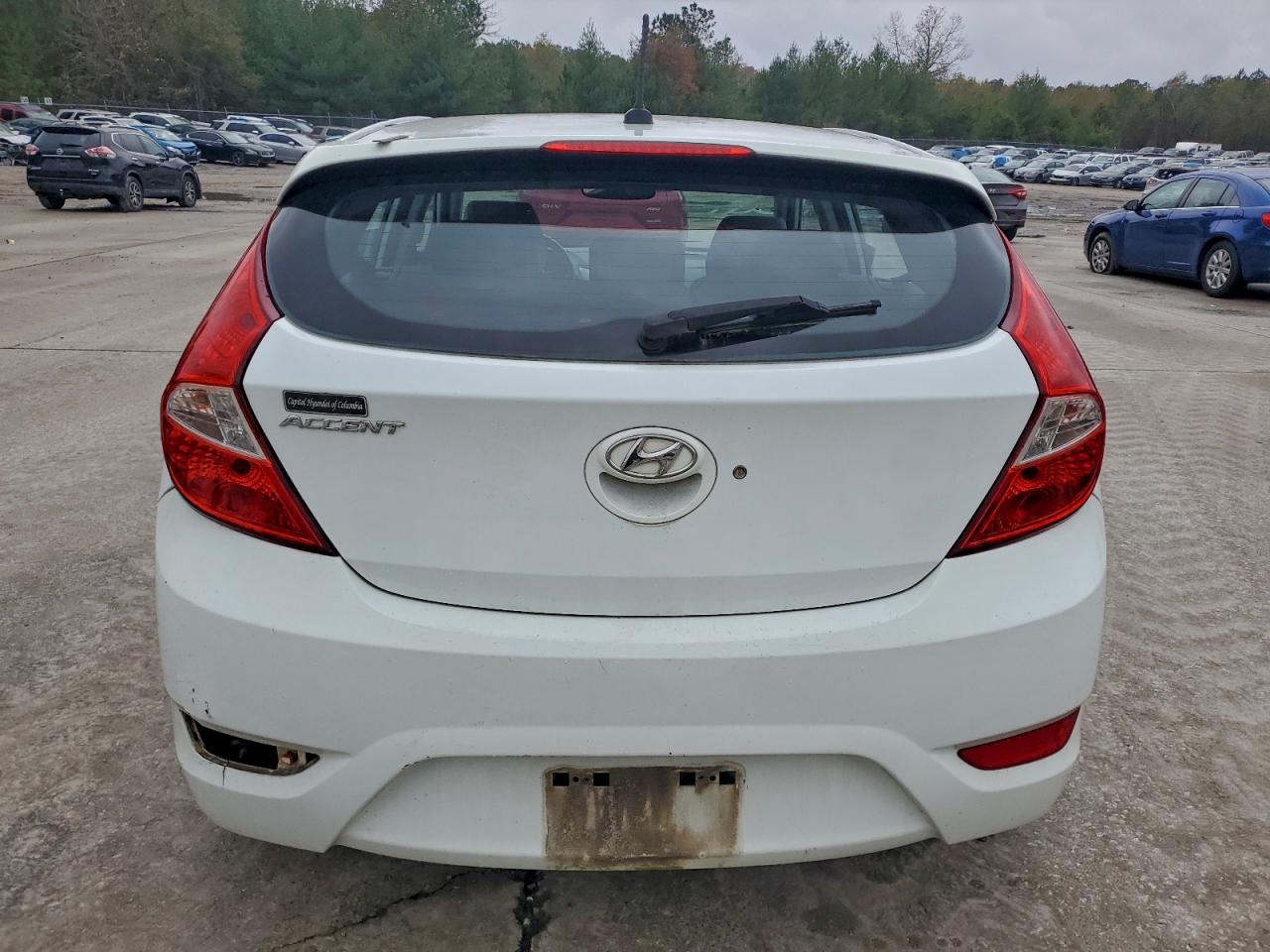 Hyundai ACCENT Gls Image 7