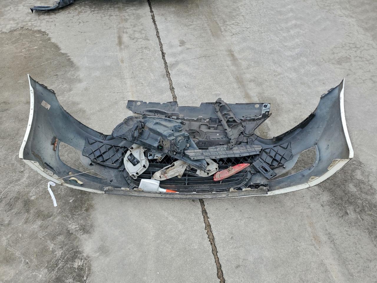 Hyundai ACCENT Gls Image 10