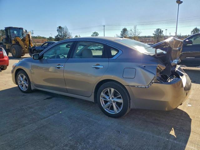 Nissan Altima 2.5 Image 3