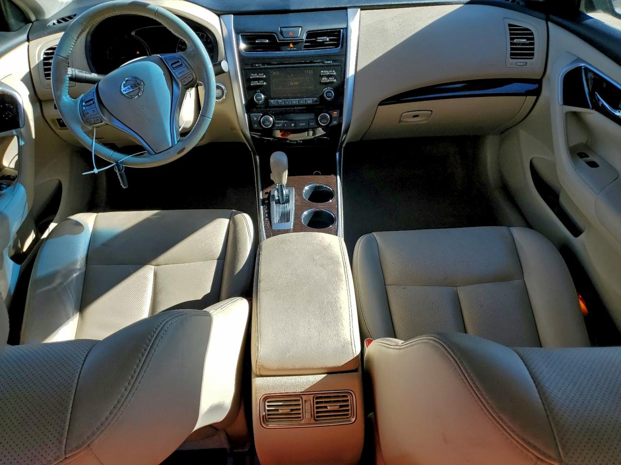 Nissan Altima 2.5 Image 9