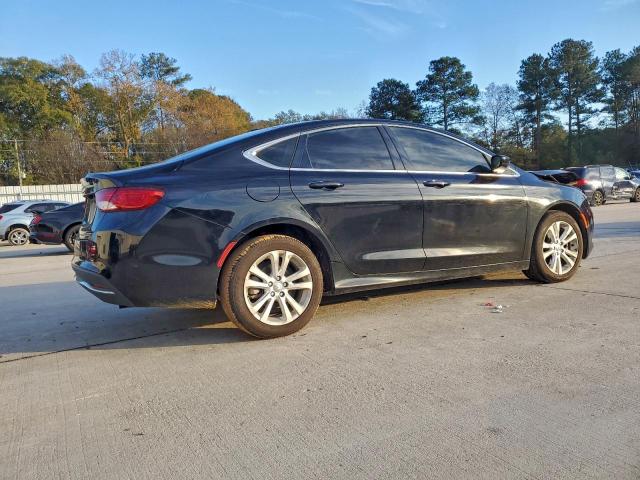Chrysler 200 Limited Image 9