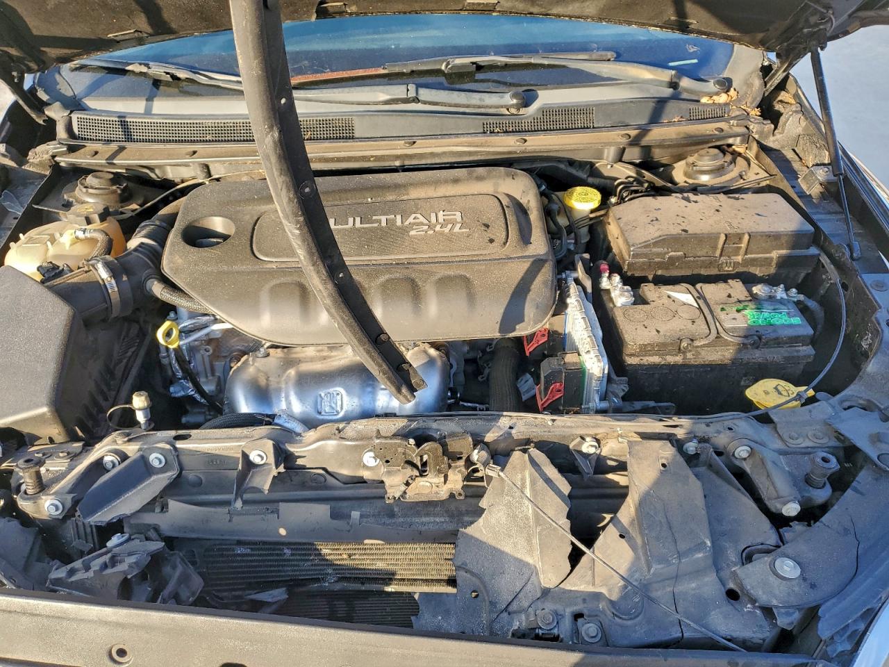 Chrysler 200 Limited Image 11