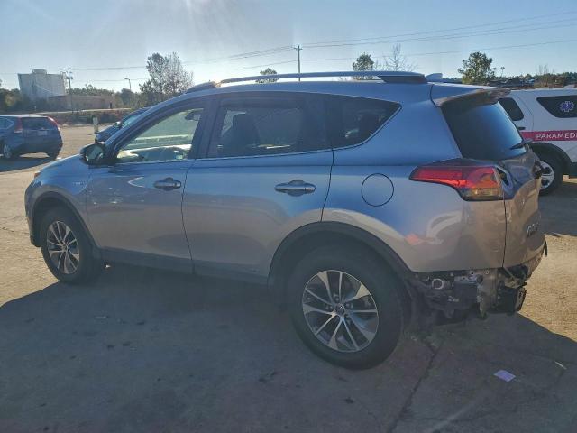 Toyota RAV4 Le Image 11