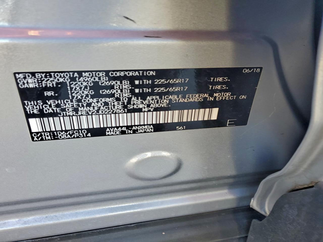 Toyota RAV4 Le Image 9