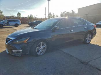  Salvage Nissan Altima