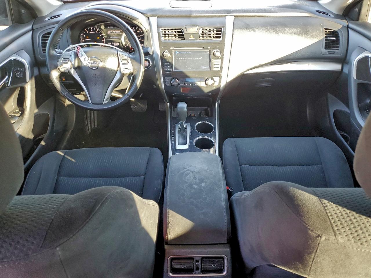 Nissan Altima 2.5 Image 4