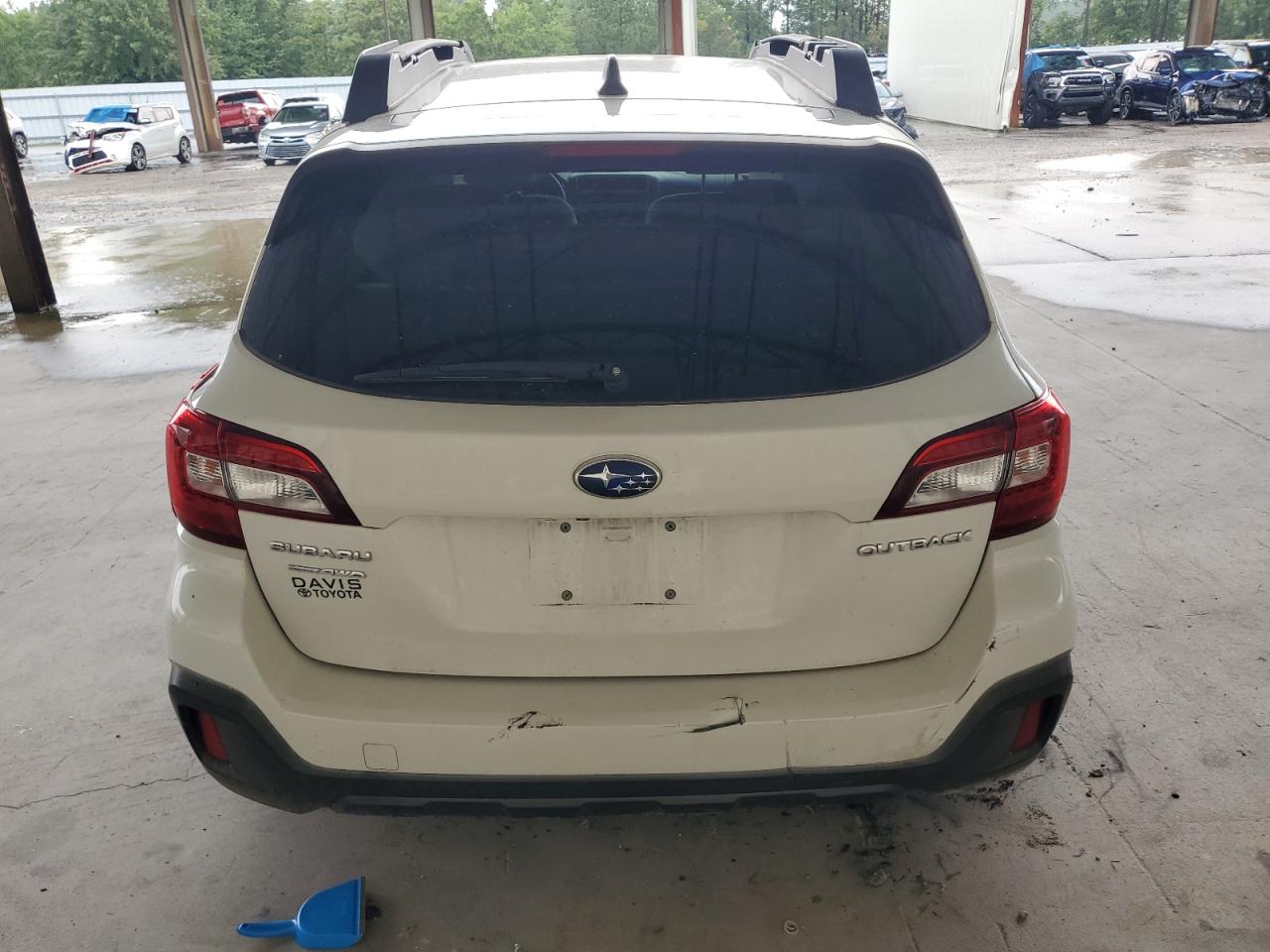 Subaru Outback 2.5i Premium Image 7