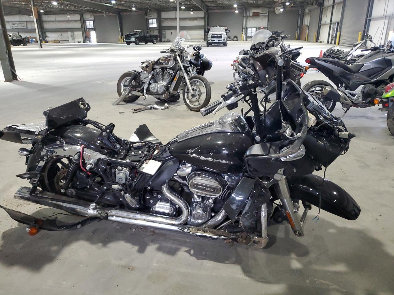 Harley-Davidson Fl Image 1