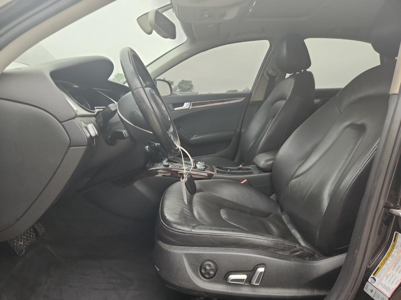 Audi A4 Premium Plus S-line Image 2