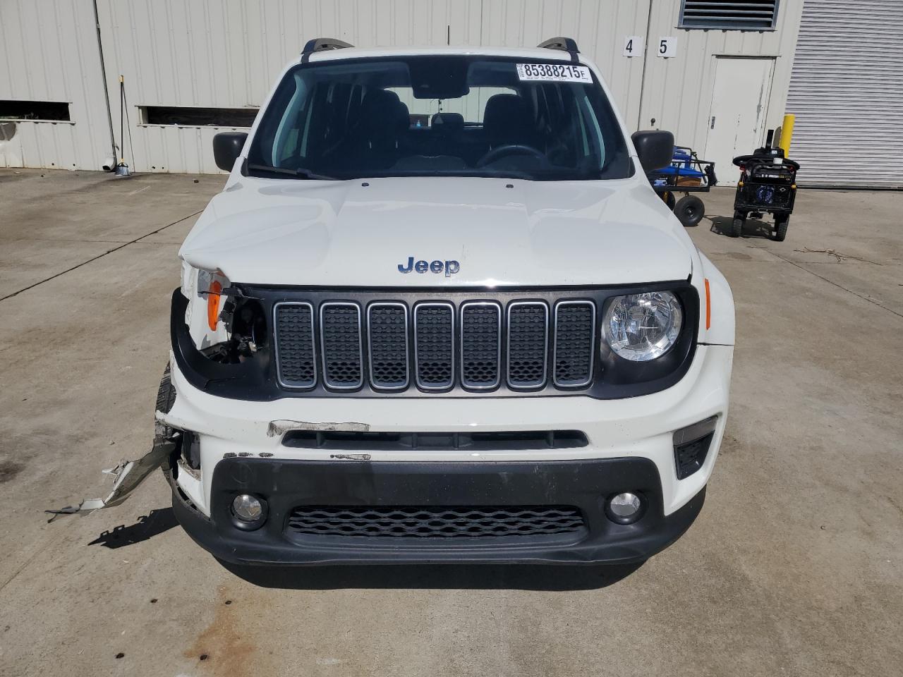 Jeep Renegade Latitude Image 5