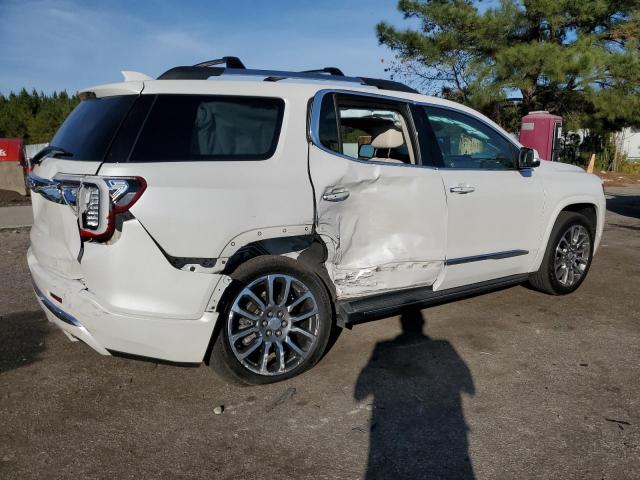 GMC Acadia Denali Image 8