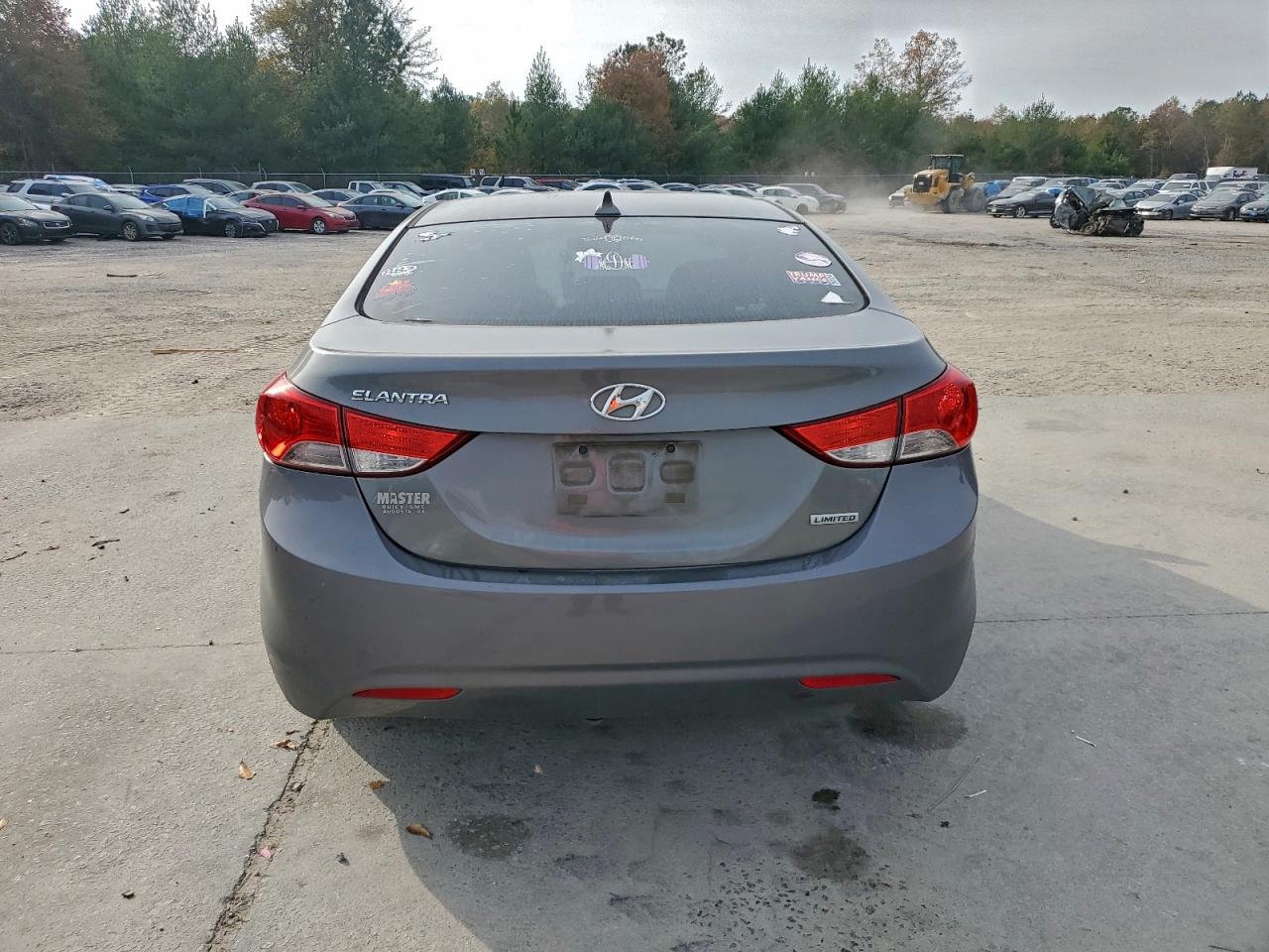 Hyundai ELANTRA Gls Image 10
