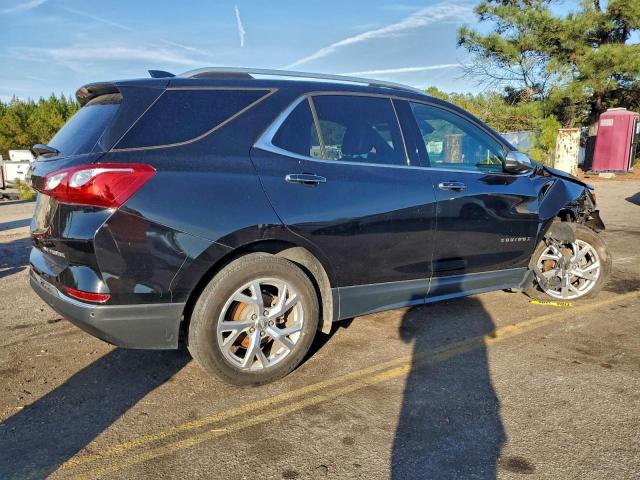 Chevrolet Equinox Premier Image 4