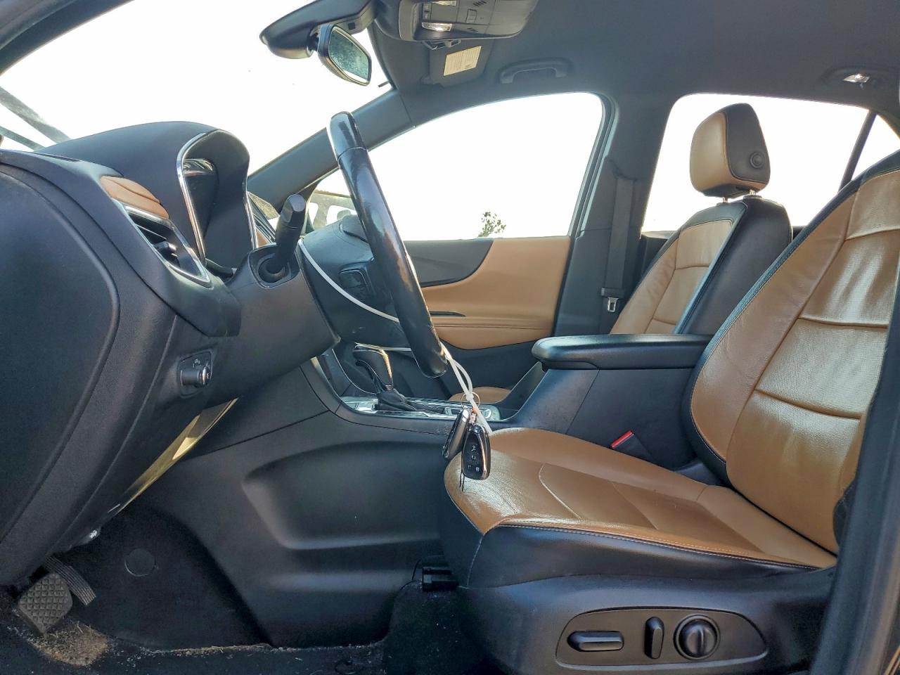 Chevrolet Equinox Premier Image 13