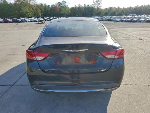 Chrysler 200 Limited Image 8