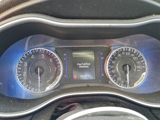 Chrysler 200 Limited Image 7