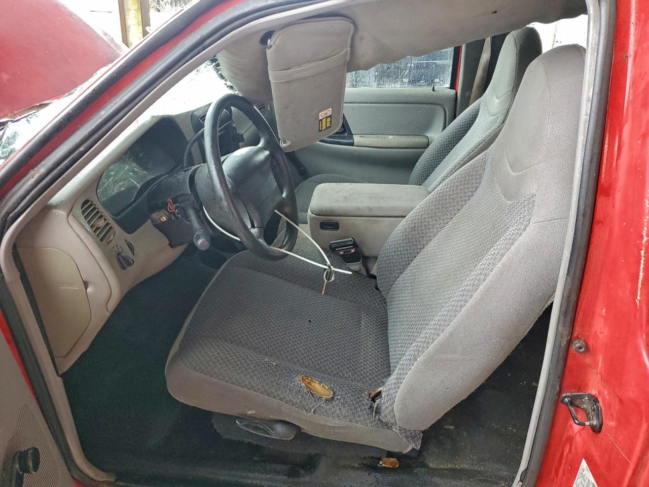 Ford Ranger Super Cab Image 12