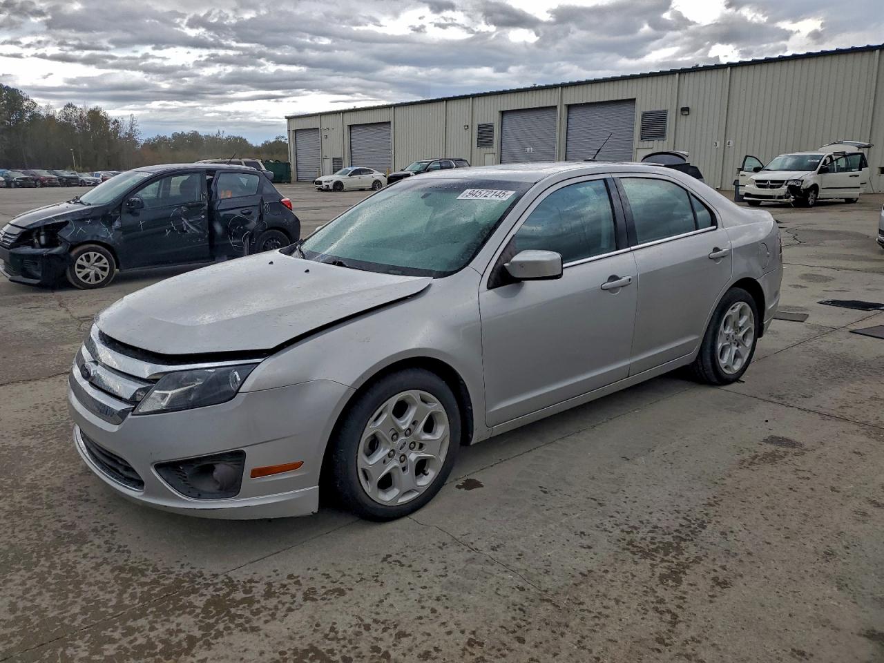 Ford Fusion Se Image 1