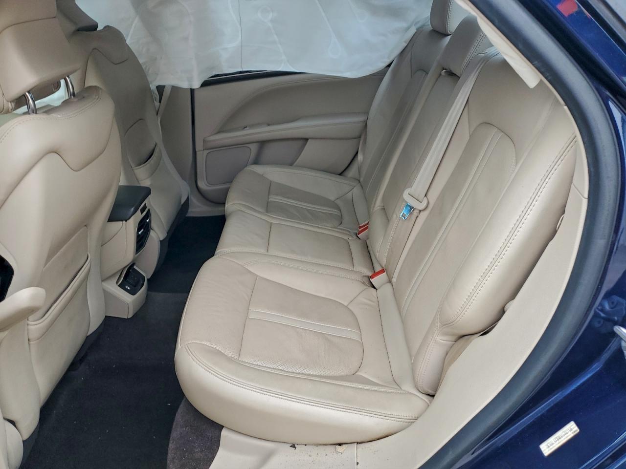 Lincoln MKZ Reserve Image 4