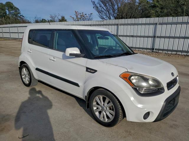 Kia Soul Image 4