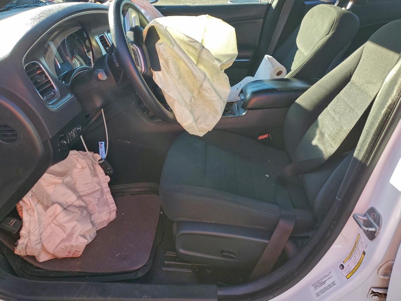 Dodge Charger Se Image 3