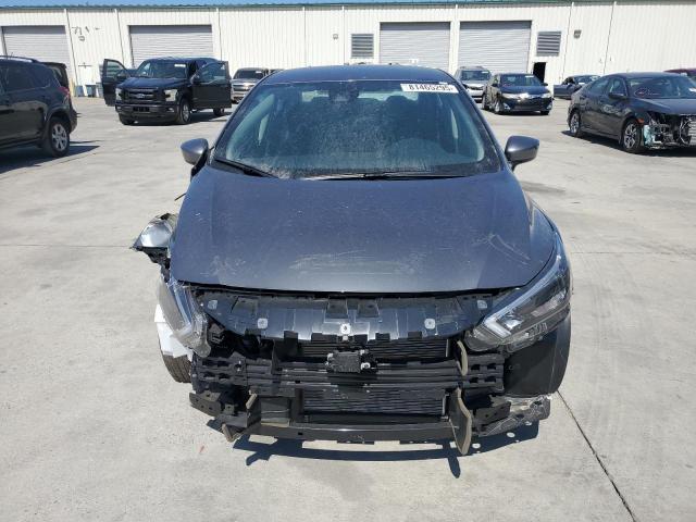 Nissan Versa Sv Image 9