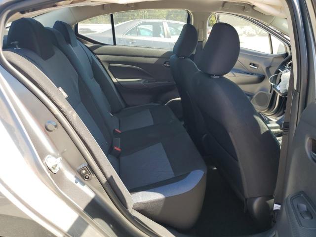 Nissan Versa Sv Image 12