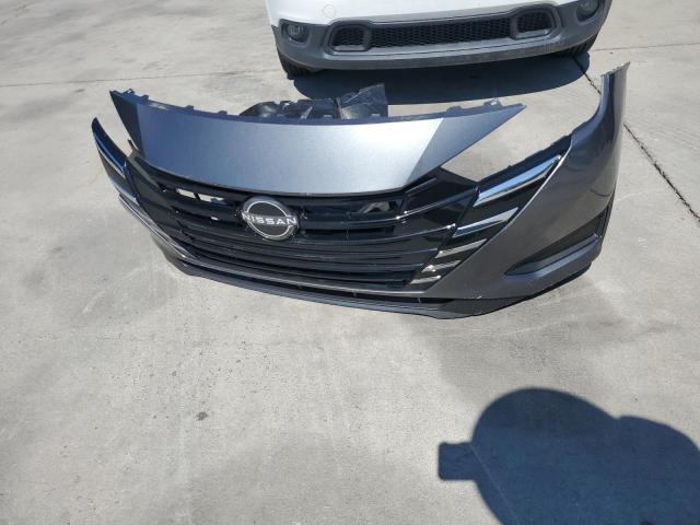 Nissan Versa Sv Image 13