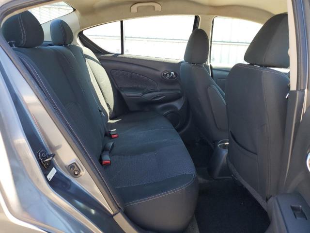 Nissan Versa S Image 11