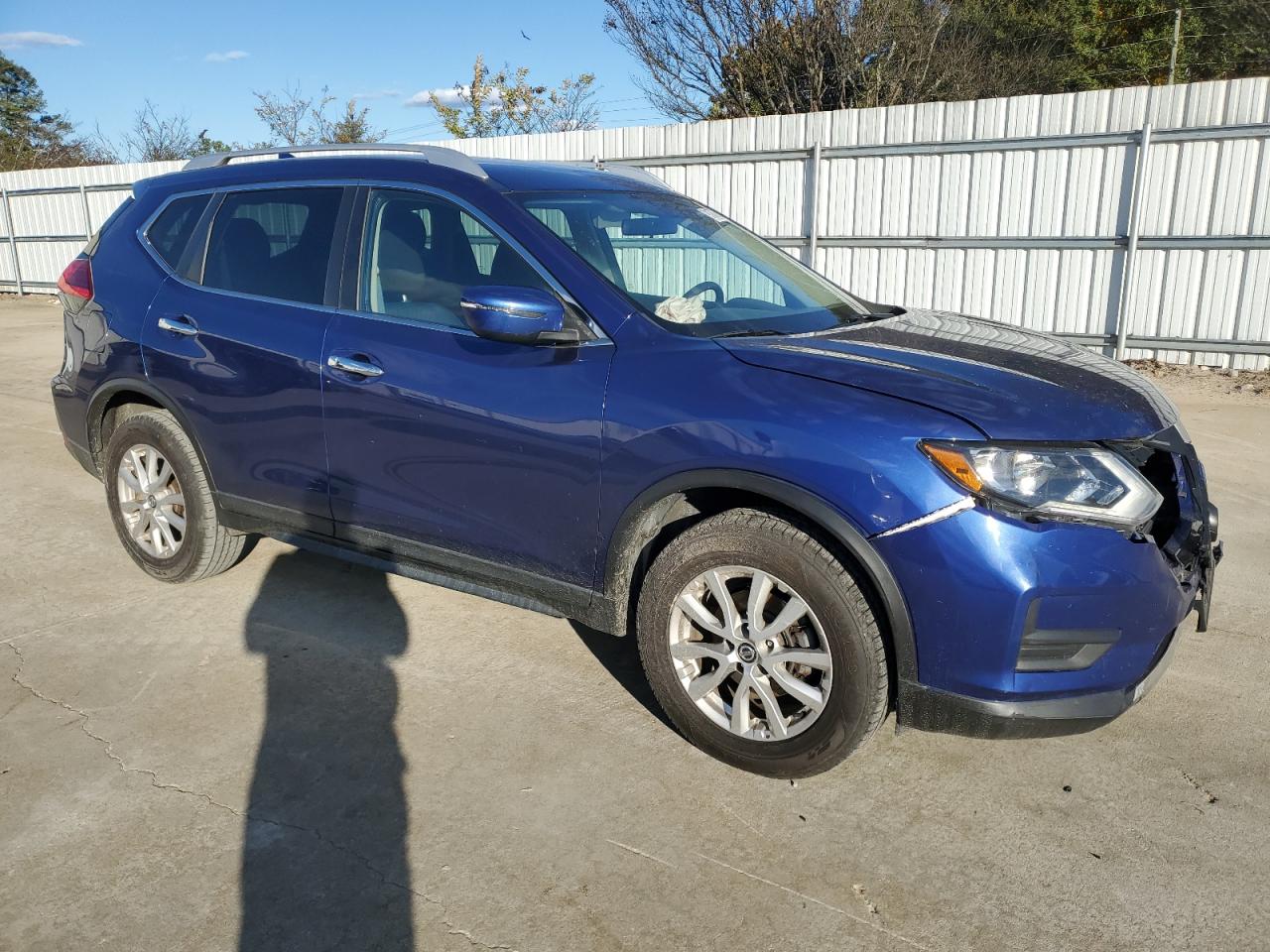 Nissan Rogue S Image 7