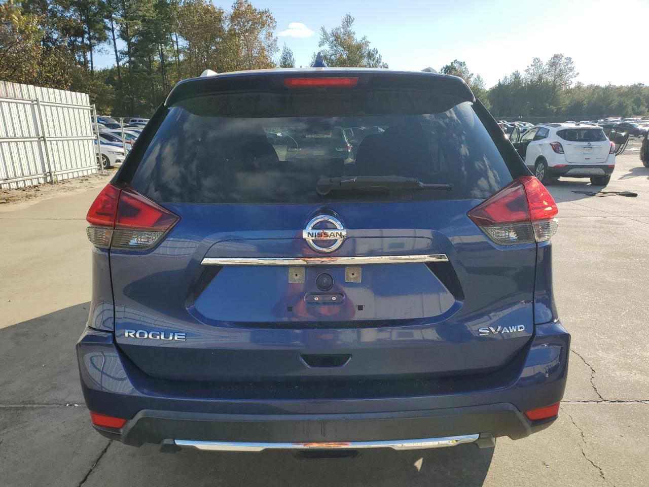 Nissan Rogue S Image 6