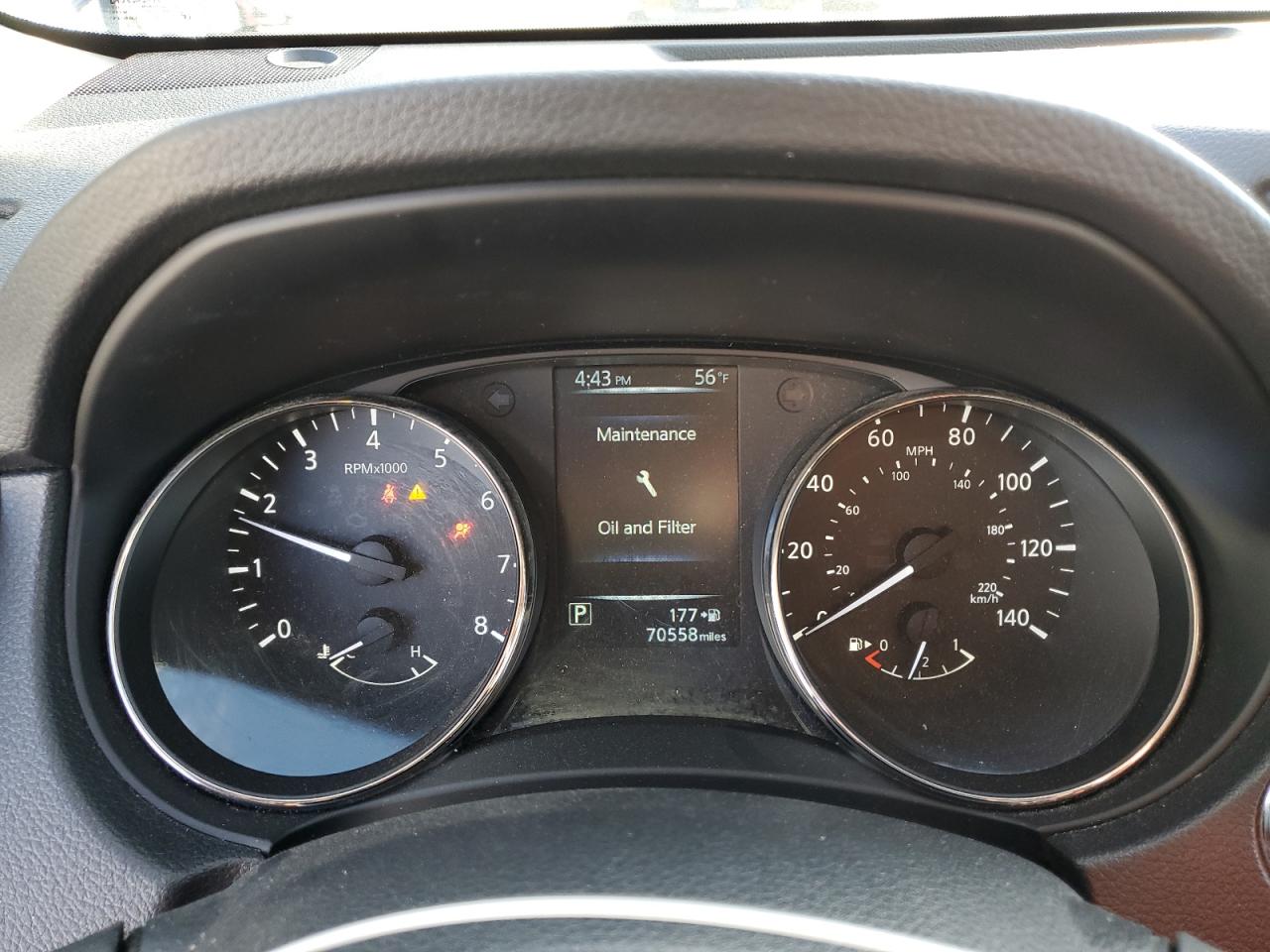 Nissan Rogue S Image 2