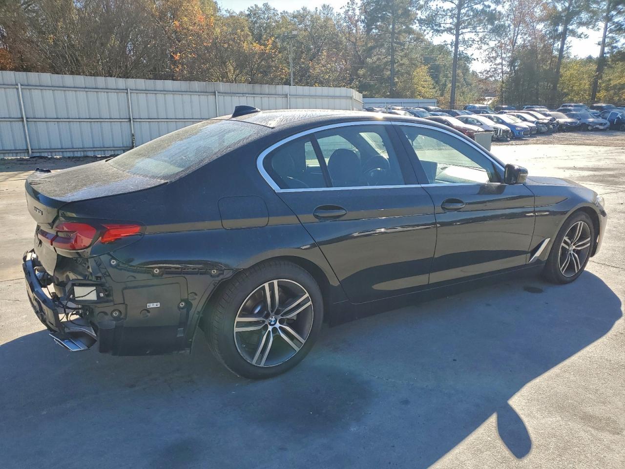 BMW 5 Series I Image 13