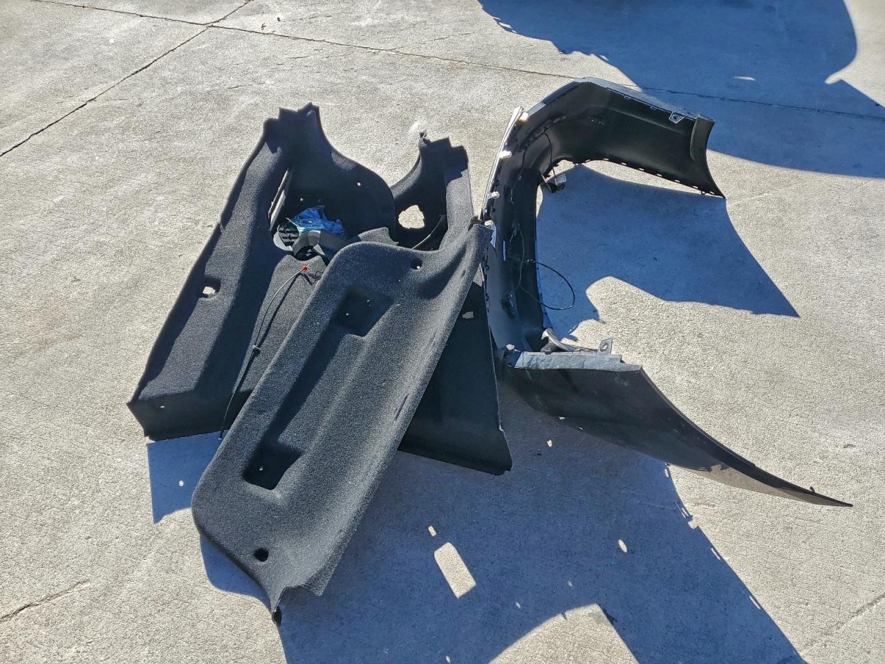 BMW 5 Series I Image 6