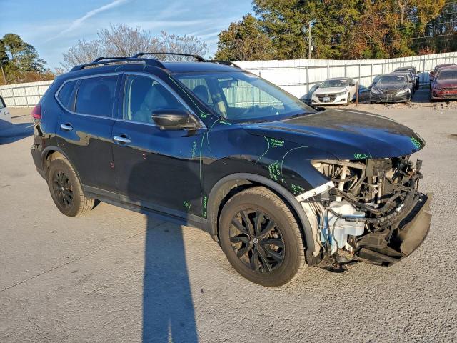 Nissan Rogue S Image 3