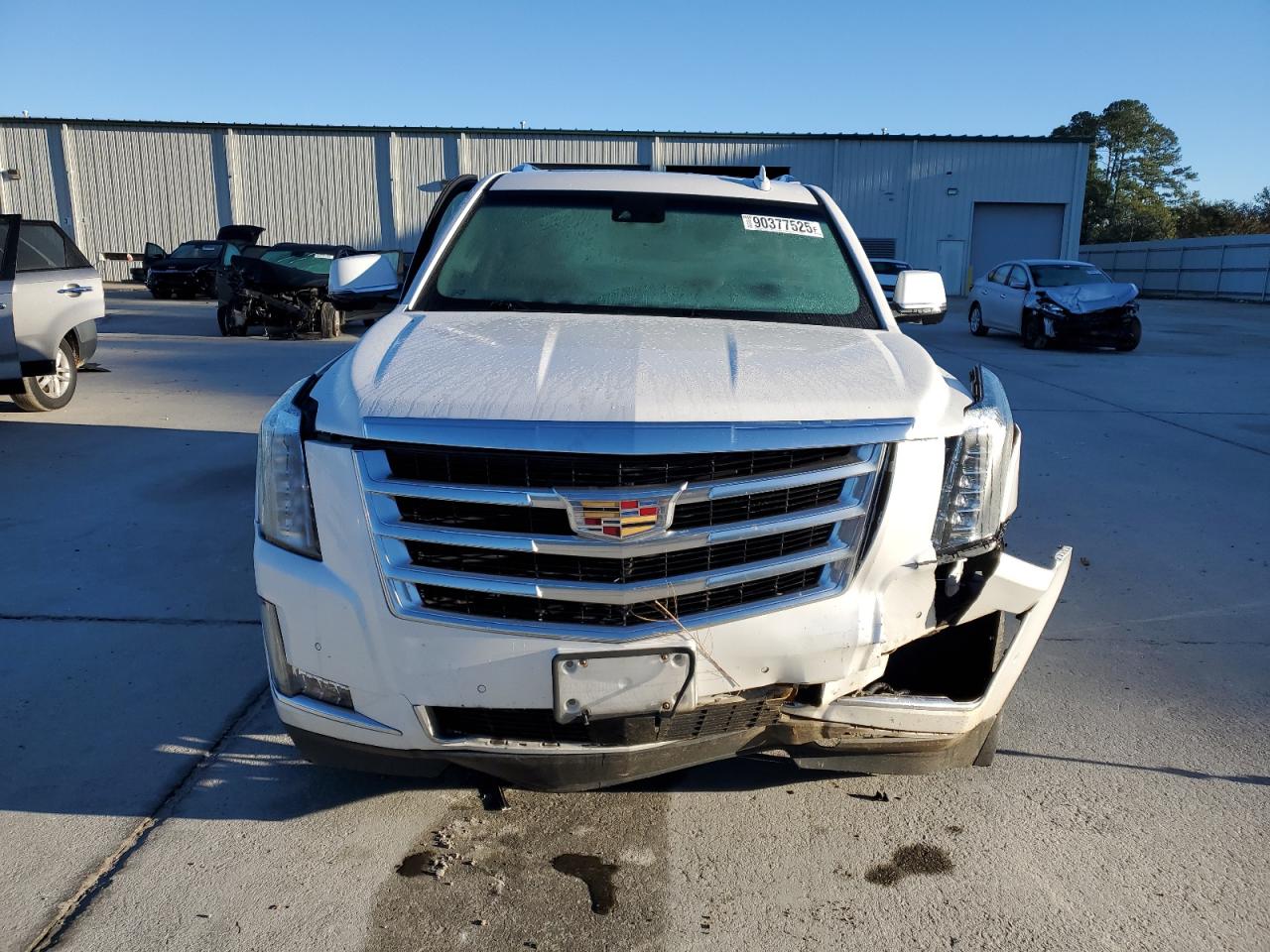 Cadillac Escalade Premium Luxury Image 6