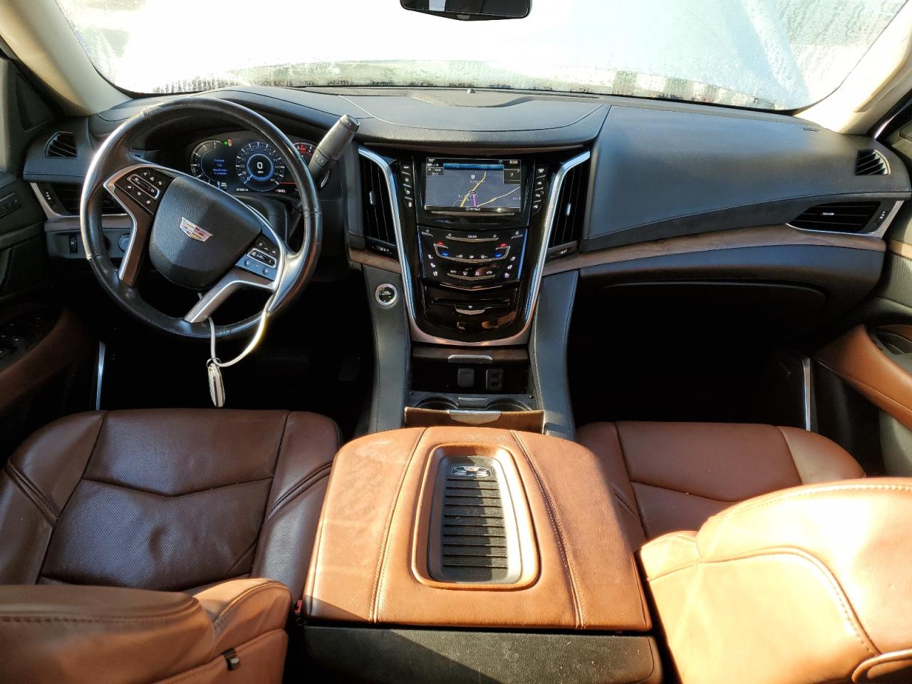 Cadillac Escalade Premium Luxury Image 10