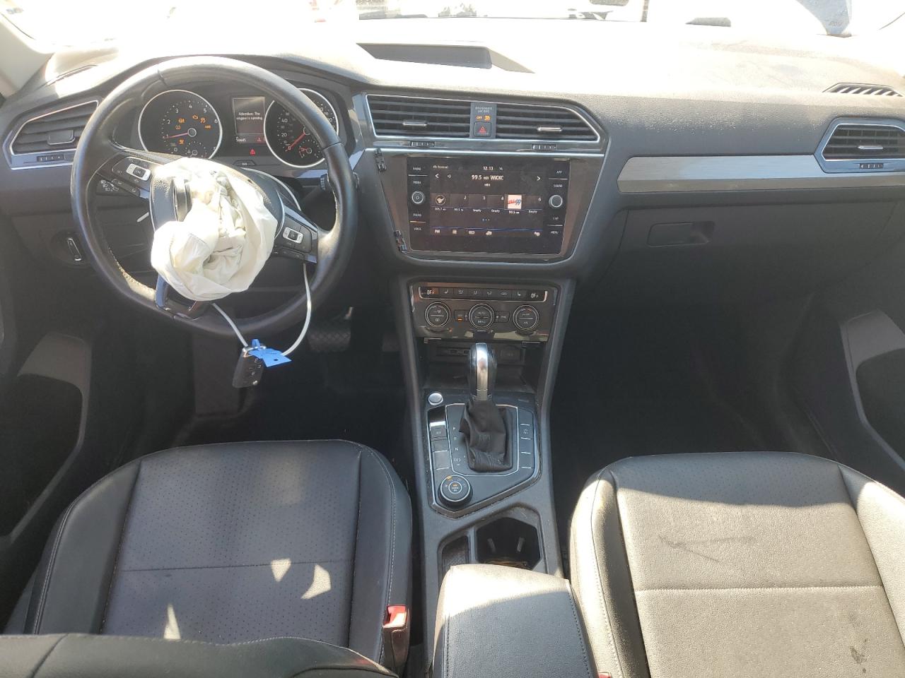 Volkswagen Tiguan Se Image 10