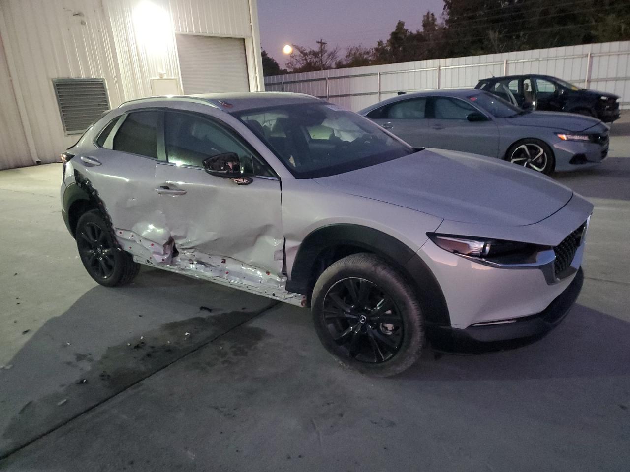 Mazda Cx Select Image 3