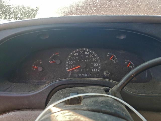 Ford Econoline E350 Super Duty Wagon Image 4