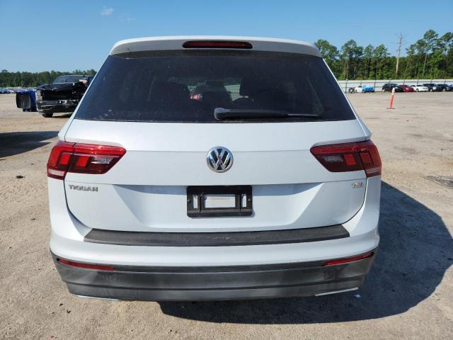 Volkswagen Tiguan S Image 7