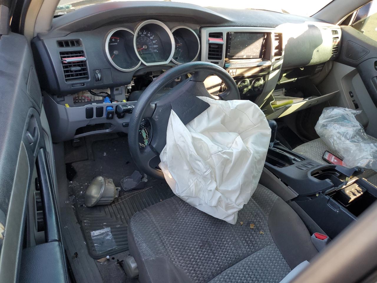 Toyota 4Runner Sr5 Image 14